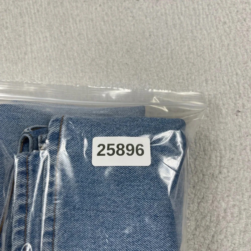 LL Bean Jeans Mens 40x30 Light Blue Cotton Straight Leg Standard Fit Denim Pant